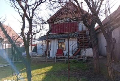 Casă cu 2 camere în Călugăreni