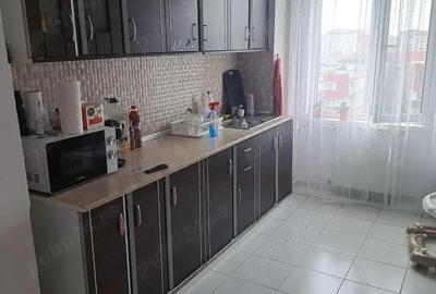 Apartament cu 3 camere in zona Rogerius - Oradea (106 mp) - 3