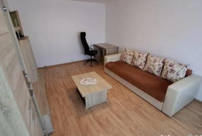 Apartament cu 2 camere decomandat în Nicolina - 1