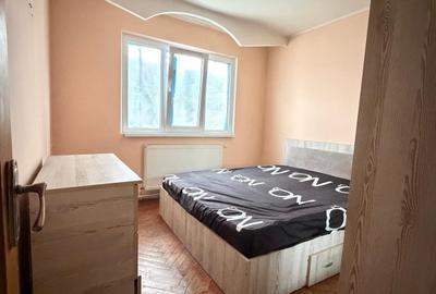 Apartament cu 2 camere semidecomandat, mobilat în Micro 21 - 9