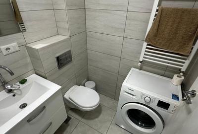 Apartament cu 2 camere decomandat în Apărătorii Patriei - 13