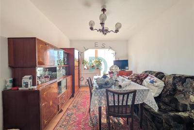 Apartament cu 3 camere decomandat în Astra - 1