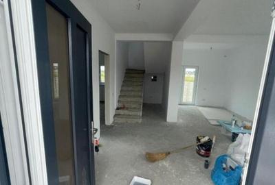 Duplex 4 camere, 143 mp, teren 300 mp, terasa, Tunari - 2