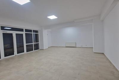 Spatiu comercial, 91mp, Rovine, zona Garii - 1