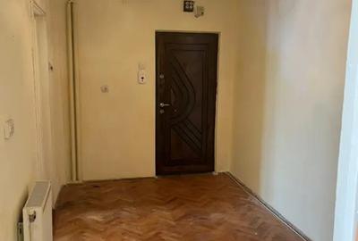Apartament cu 2 camere decomandat în Dărmănești - 1