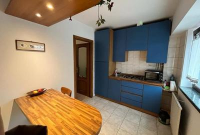 Apartament cu 3 camere decomandat în Victoriei - 6