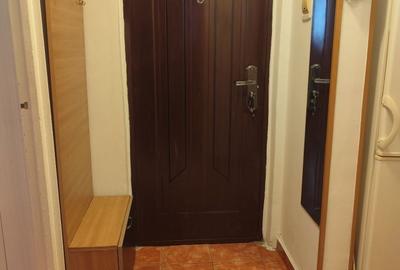 Apartament cu 2 camere decomandat în Drumul Taberei