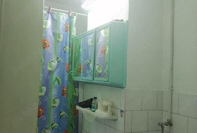 Apartament 3 camere, etaj 3, decomandat, Resita - 9