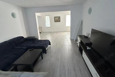 Casă cu 6 camere cu Teren 1500 Mp în Florica - 8