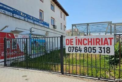 Spațiu comercial, în Roman