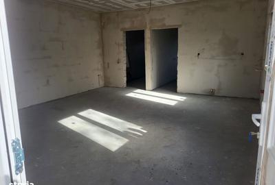 Casă cu Teren 200 Mp în Lumina - 4