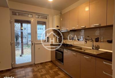 Casă cu 3 camere decomandat în Nufărul - 13