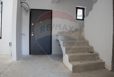 Oferta -vanzare vile duplex recent construite, 4 camere, P+2 Etaje - 32