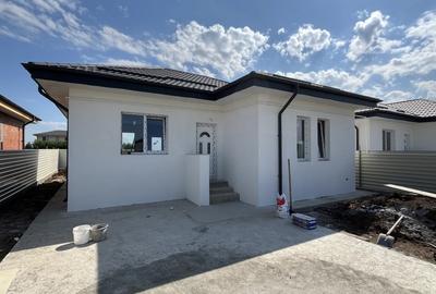 De vanzare casa parter zona linistita Crevedia