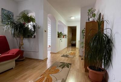 Casă individuală cu 5 camere cu Teren 193 Mp în Traian - 5