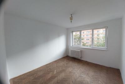 Proprietar, vand apartament 2 camere Crangasi - 2