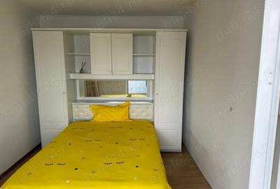 Apartament cu 4 camere nedecomandat în Central