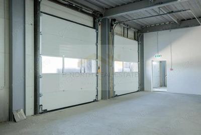 Spațiu comercial, de 2,000 mp, în Central - 18