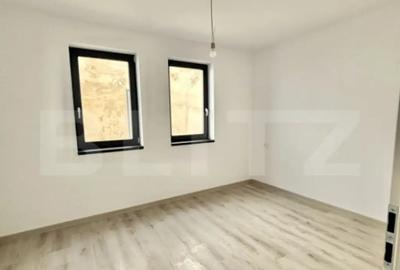 Casă cu 4 camere cu Teren 315 Mp în Moșnița Nouă