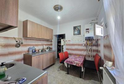 Inchiriere Garsoniera in zona Parcul Carol Cutitul de Argint - 9