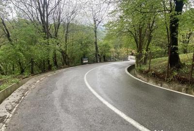 Teren de 900 mp, în Central - 6