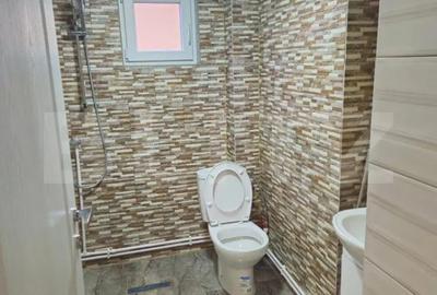 Casă cu 7 camere cu Teren 250 Mp în Central - 2