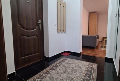 Garsoniera la 10 minute de metrou Aparatorii Patriei in zona de case DB1652 - 3