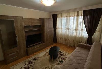 Apartament cu 3 camere în Calea București - 12