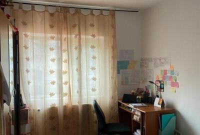 Apartament Cu 3 Camere Decomandate - Etaj 1 Zona Obcini - 9