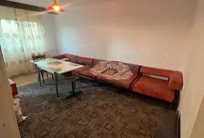 Apartament cu 3 camere decomandat în Torontalului - 2