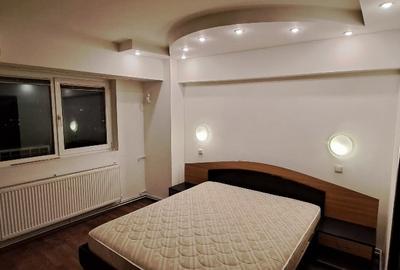 13 Septembrie-hotel Marriott, 3 camere de vanzare, 80 mp,  8/9, centrala, 2 bai - 19