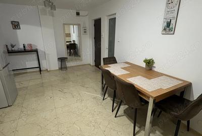 Apartament 4 camere, decomandat, loc de parcare, zona Brosteni - 1