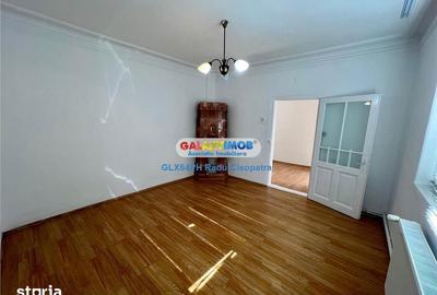 Casă cu 2 camere decomandat cu Teren 150 Mp în Sud - 1