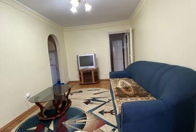 Apartament cu 2 camere semidecomandat în Micro 38 - 3