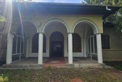 Casă cu 4 camere în Rovine - 2