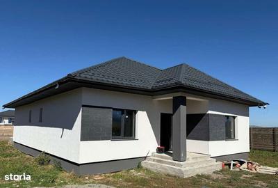 Casă cu 4 camere în Noua - 8