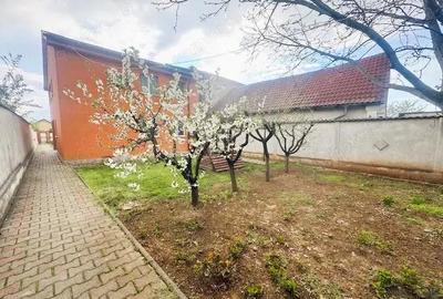 Se inchiriaza sau se VINDE casa Str Plevnei 1386 mp teren intravilan - 36