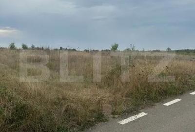 Teren de 1500 mp, în Central