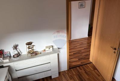 Casă cu 5 camere cu Teren 999 Mp în Bărăbanț - 31