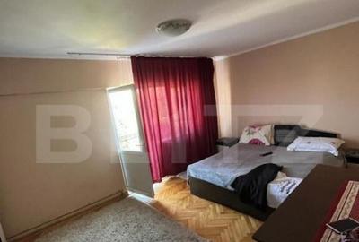 Apartament de vanzare , 70 mp , Zona Carpati 2 - 4