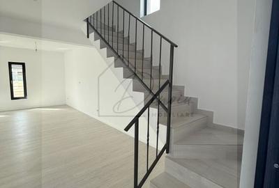 Vila 4 Camere Premium moderna luminoasa caramida Pantelimon  COM 0% - 7