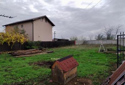 Teren intravilan 812 mp, cu doua fronturi generoase, zona P - 2