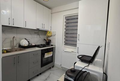 Apartament cu 2 camere semidecomandat, mobilat în Micro 38 - 2
