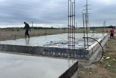 Teren de 300 mp, în Exterior Vest