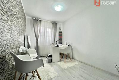 Apartament cu 3 camere semidecomandat, mobilat în Spitalul Județean - 7