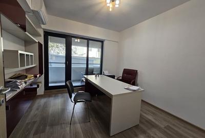 Vanzare apartament 4 camere cu gradina | 2 parcari | bloc 2019 | Victoriei - 12