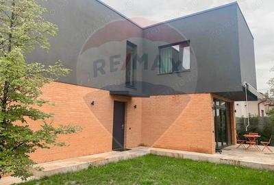 Casa ultramoderna cu 4 dormitoare, de inchiriat, cartierul Tineretului - 13