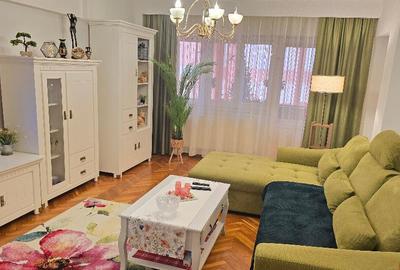 Apartament cu 3 camere decomandat în Sud - 17