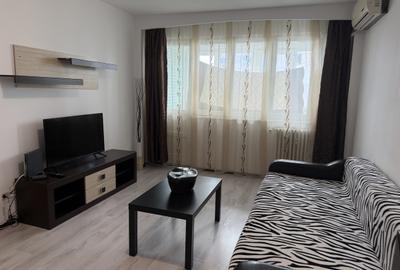 Apartament cu 2 camere decomandat în Drumul Taberei