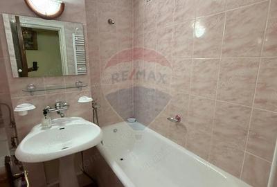 3 camere de inchiriat zona Ramada - 2